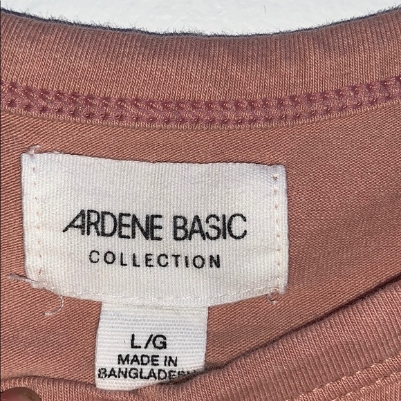 pink Ardene t-shirt - Picture 3 of 3